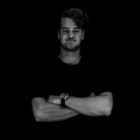 Pagina Ons team • Nederlandse Kitesurfvereniging 🤙 Michiel Schipper