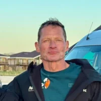 Pagina Ons team • Nederlandse Kitesurfvereniging 🤙 Bart Engelen