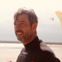 Pagina Ons team • Nederlandse Kitesurfvereniging 🤙 Sebastiaan Kors